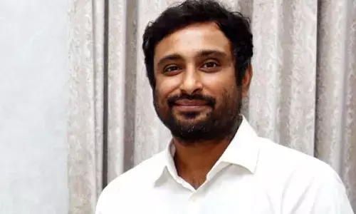 Ambati Rayudu : వాలంటీర్ వ్యవస్థపై క్రికెటర్ రాయుడు సంచలన వ్యాఖ్యలు