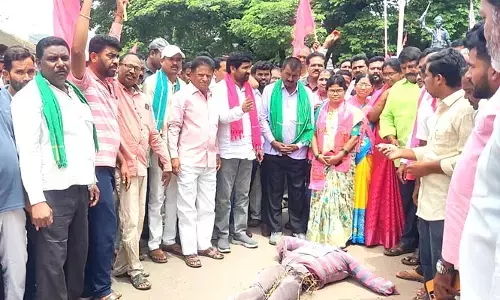 Free Electricity : రేవంత్ రెడ్డి ఓర్వలేకనే  వివాదస్పద వ్యాఖ్యలు : Durgam Chinnaiah Mla