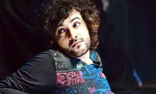 చిరంజీవి సినిమా నుంచి తప్పుకున్న సిద్ధు జొన్నలగడ్డ.. అతని ప్లేస్‌లో ఊహించని హీరో