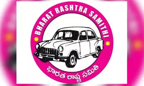 Big Breaking: T- కాంగ్రెస్ బిగ్ షాక్.. కేసీఆర్ సమక్షంలో బీఆర్ఎస్‌లో చేరిన కీలక నేత