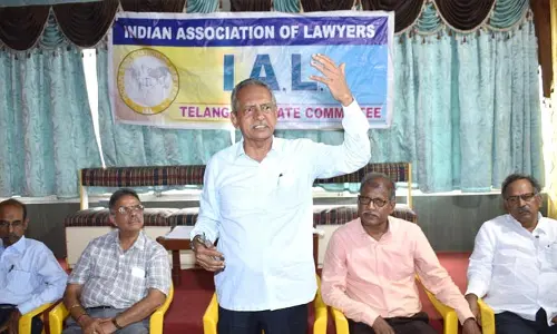 లాయర్స్⁬పై దాడులు అరికట్టేందుకు అడ్వొకేట్ ప్రొటక్షన్‌ యాక్ట్‌ తేవాలి.. ఐఎఎల్‌ జాతీయ ప్రధాన కార్యదర్శి ప్రభాకర్‌