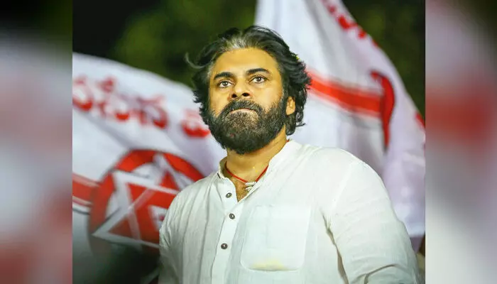 Pawan Kalyan ఒక్క పోస్టుతో ఇన్స్టా షేక్.. ఎన్ని రికార్డులు బద్దలయ్యాయంటే? Pawan Kalyan ఒక్క పోస్టుతో ఇన్స్టా షేక్.. ఎన్ని రికార్డులు బద్దలయ్యాయంటే?