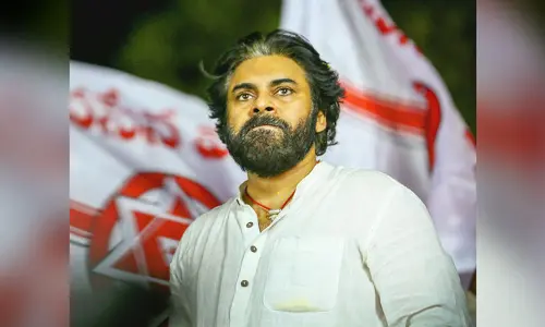 Pawan Kalyan ఒక్క పోస్టుతో ఇన్‌స్టా షేక్.. ఎన్ని రికార్డులు బద్దలయ్యాయంటే?