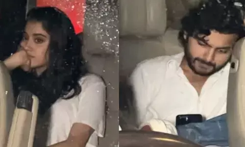 వర్షం పడుతుండగా ప్రియుడితో కారులో అడ్డంగా బుక్ అయిన Janvi Kapoor.. (వీడియో వైరల్)