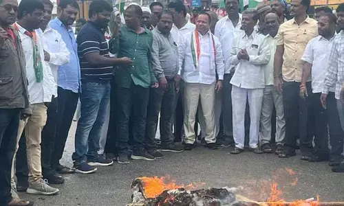 Rahul Gandhi పై విమర్శలు చేస్తే సహించం: మాజీ ఎమ్మెల్యే ఎర్ర శేఖర్
