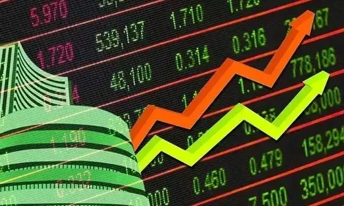 భారీ నష్టాలతో మొదలైన మార్కెట్లు!