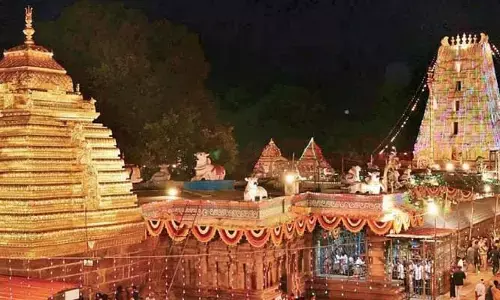 శ్రీశైలంలో ఆయా రోజుల్లో స్పర్శ దర్శనాలు రద్దు