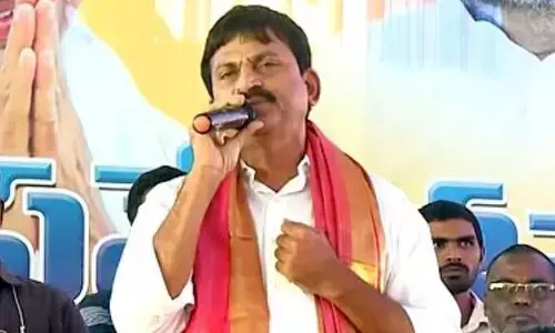 Khammam: పోలీసులపై కాంగ్రెస్ నేత పొంగులేటి ఘాటు వ్యాఖ్యలు