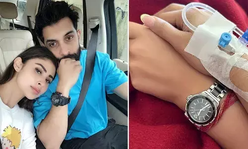 9 రోజులుగా ఆస్పత్రి బెడ్ పైనే యాక్టర్ మౌని రాయ్.. అసలేమైంది..?