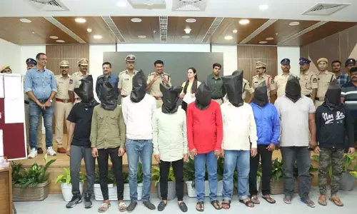 పెట్టుబడుల పేర రూ.712 కోట్లు లూటీ.. 9మంది సైబర్ నేరగాళ్ల అరెస్ట్