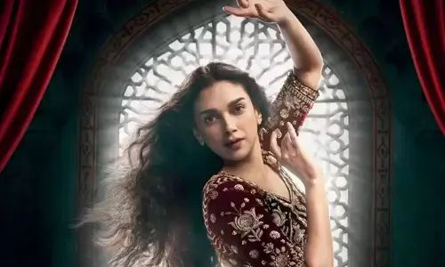 అలాంటి కథల్లో నటించాలంటే భయమేస్తుంది.. Aditi Rao Hydari