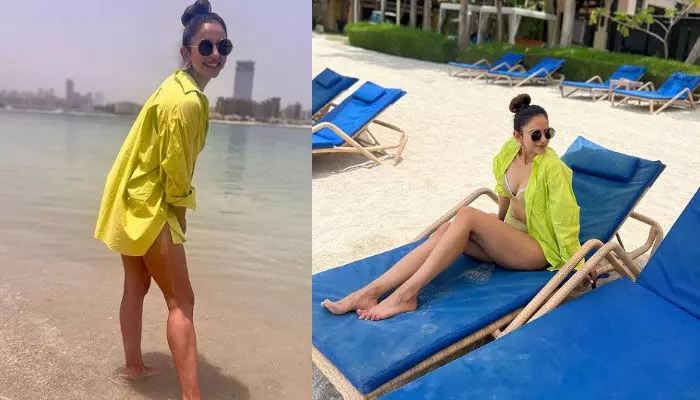 Rakul Preet Singh : గ్రీన్ బికినీలో హాట్ థైయ్స్ చూపిస్తూ రెచ్చిపోయిన... Rakul Preet Singh : గ్రీన్ బికినీలో హాట్ థైయ్స్ చూపిస్తూ రెచ్చిపోయిన...