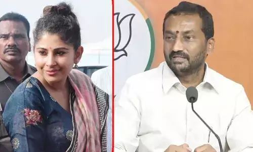 Smita Sabharwal : స్మితా సబర్వాల్‌కు MLA రఘునందన్ రావు కౌంటర్