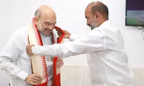 పదవి పోయాక ఫస్ట్ టైం అమిత్ షాతో బండి సంజయ్ భేటీ.. కారణం ఇదే!