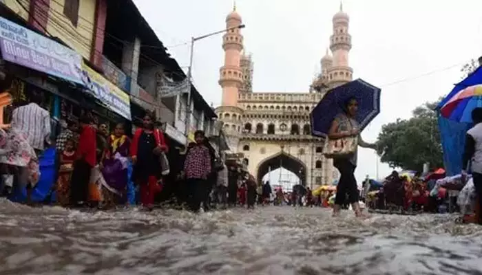 Hyderabad Heavy Rains:  మహానగరంలో దంచికొడుతున్న వానలు.. చార్మినార్‌లో అత్యధికంగా 7.8 సె. మీ వర్షపాతం