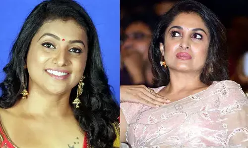 నా రోజును చాలా అందంగా మార్చిన నా స్టార్‌కు అంటూ సీనియర్ హీరోయిన్ పోస్ట్.. ఆ ఇద్దరి ఫొటోలు వైరల్