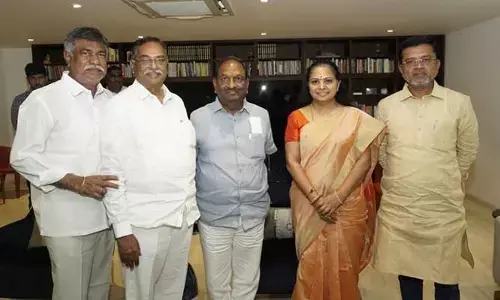 MLC Kavitha: ఆటో డ్రైవర్ల సమస్యల పరిష్కారానికి కృషి చేస్తా..