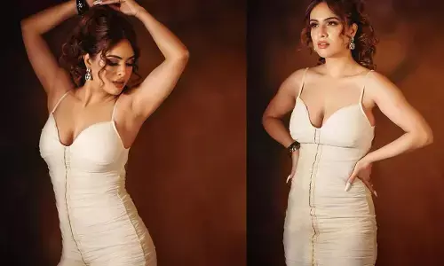 Neha Malik raises the temperature with her latest Photos