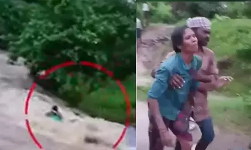 భద్రాద్రిలో తల్లి కూతుళ్లు గల్లంతు.. కూతురిని రక్షించిన స్థానికులు