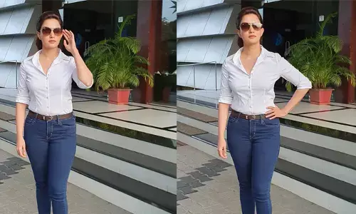 Honey Rose hot pics