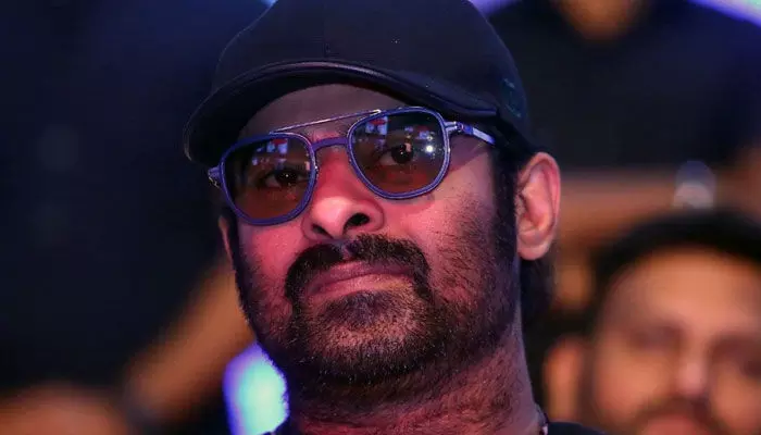 Prabhas ఫేస్ బుక్ అకౌంట్ హ్యాక్.. పోస్ట్తో క్లారిటీ ఇచ్చిన డార్లింగ్ Prabhas ఫేస్ బుక్ అకౌంట్ హ్యాక్.. పోస్ట్తో క్లారిటీ ఇచ్చిన డార్లింగ్