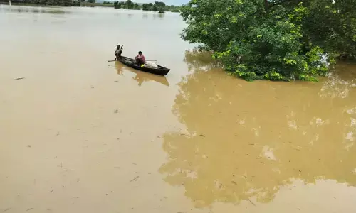 Telangana Floods : వేగంగా వస్తున్న గోదావరి నది బ్యాక్ వాటర్..
