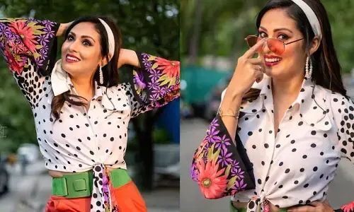 కొంటె చూపులతో కవ్విస్తున్న జయం బ్యూటీ.. నయా లుక్ వైరల్!