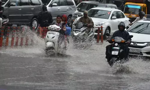Breaking: హైదరాబాద్‌లో భారీ వర్షం.. ఖైరతాబాద్ జంక్షన్‌లో పరిస్థితి ఇంత దారుణమా? (ఫొటోలు)