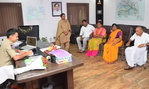 బాధితులకు సత్వర న్యాయం చేసేందుకే గ్రీవెన్స్ డే : జిల్లా ఎస్పీ అఖిల్ మహాజన్