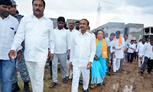 రెండేళ్లైనా ఆ 600 బెడ్రూం ఇండ్లు పూర్తి కాలేదు.. బీజేపీ ఎమ్మెల్యే ఈటల రాజేందర్