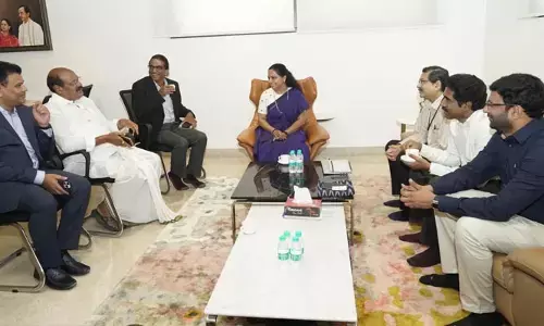 నిజామాబాద్ ఐటీ హబ్ లో కంపెనీ స్థాపించండి.. ఎమ్మెల్సీ కవిత