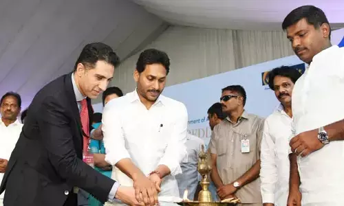 యువత ఉపాధి అవకాశాలకు ప్రాధాన్యత.. సీఎం జగన్