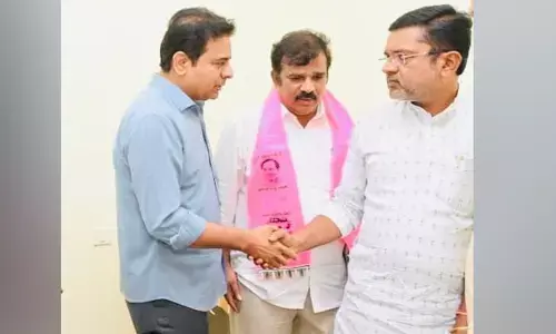 మంత్రి కేటీఆర్ ను కలిసిన జడ్పీ చైర్మన్ పుట్ట మధుకర్.. ఏం చర్చించారో తెలుసా