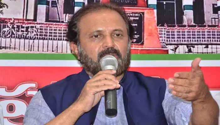 కేసీఆర్, మోడీ దోస్తీ వివరిస్తాం.. మధుయాష్కీ గౌడ్, పొంగులేటి కేసీఆర్, మోడీ దోస్తీ వివరిస్తాం.. మధుయాష్కీ గౌడ్, పొంగులేటి