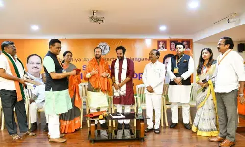 హైదరాబాద్ లో మీడియా వర్క్ షాప్.. హాజరైన టీ బీజేపీ చీఫ్ కిషన్ రెడ్డి, ప్రకాశ్ జవదేకర్
