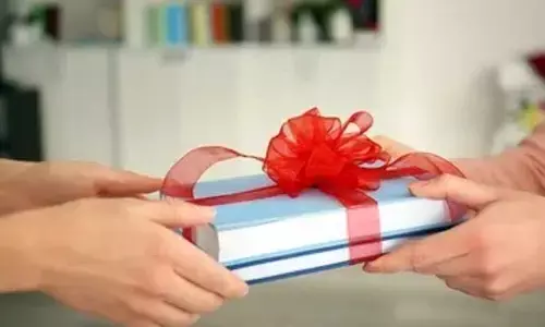 కథా సంవేదన: తిరిగి ఇచ్చే కానుక