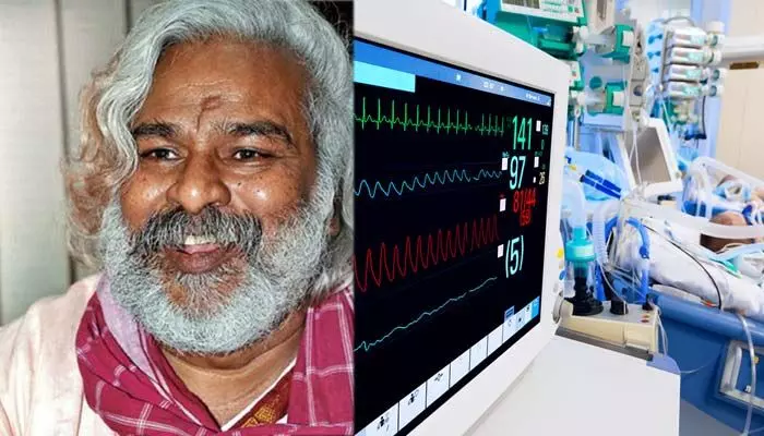 చివరి క్షణంలో కూడా ఐసీయూలో పాట పాడిన గద్దర్..! చివరి క్షణంలో కూడా ఐసీయూలో పాట పాడిన గద్దర్..!