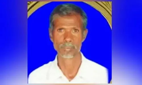 రోడ్డు ప్రమాదంలో భార్య మృతి.. మరుసటి రోజే భర్త మృతి