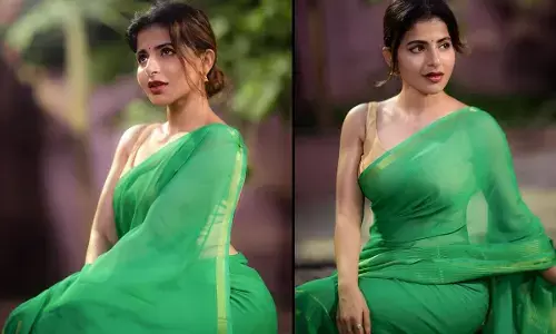 Iswarya Menon: అదిరే ఒంపులతో..మెస్మరైజింగ్ లుక్స్ తో కిక్కెక్కిస్తోన్న ఐశ్వర్య మీనన్..