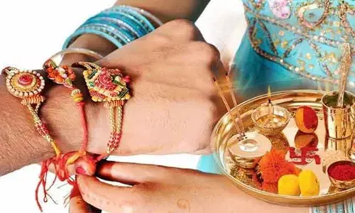 Raksha Bandhan : ఈ సారి రెండు రోజులు రాఖీ పండుగ.. ఏ రోజు రాఖీ కట్టడం మంచిదంటే?