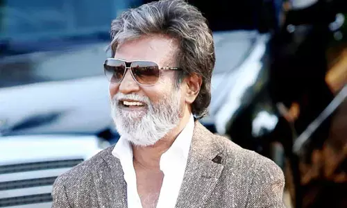 వైసీపీ నాయకులను కుక్కలతో పోల్చిన రజనీకాంత్.. చిరును టార్గెట్ చేయడంతో..
