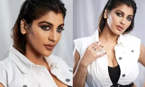 Yashika Aannand : అందాలతో సెగలు పుట్టిస్తున్న యశిక ఆనంద్