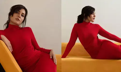 Raashii Khanna : రెడ్ మిర్చిలా మెరిసిపోతున్న రాశీఖన్నా