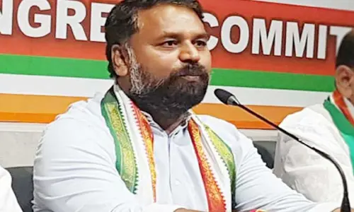 TSPSC బోర్డు సభ్యులపై అద్దంకి దయాకర్ సీరియస్