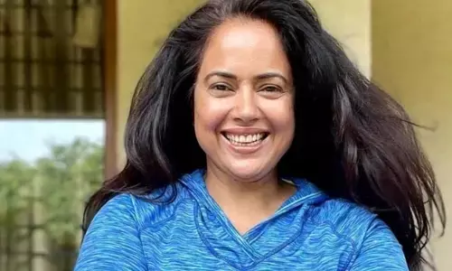 Sameera Reddy : పెళ్లికి ముందే ప్రెగ్నెంట్.. అవమానం తట్టుకోలేక హీరోయిన్ పేరెంట్స్ ఏం చేశారంటే