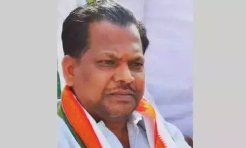 బ్రేకింగ్: కాంగ్రెస్‌లో మరో కీలక నేత జాయినింగ్.. కండువా కప్పి ఆహ్వానించిన రేవంత్ రెడ్డి