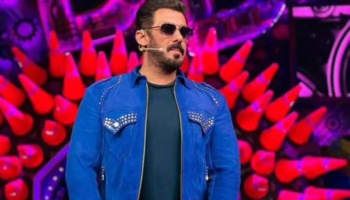జైల్లో టాయిలెట్స్ కూడా కడిగానూ.. సల్మాన్ ఖాన్ ఆసక్తికర వ్యాఖ్యలు జైల్లో టాయిలెట్స్ కూడా కడిగానూ.. సల్మాన్ ఖాన్ ఆసక్తికర వ్యాఖ్యలు
