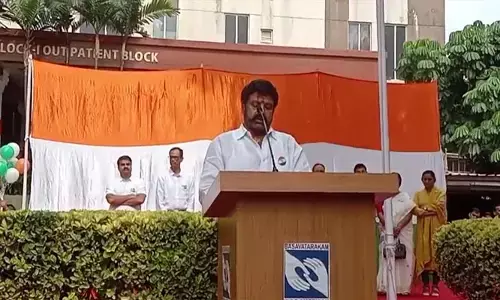 దేశంలో నెలకొన్న జాడ్యాలపై పోరాడాలి : స్వాతంత్య్ర దినోత్సవ వేడుకల్లో బాలకృష్ణ
