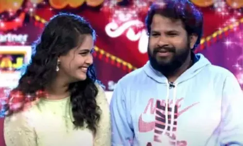 తన లవర్‌ని పరిచయం చేసిన హైపర్ ఆది (వీడియో)
