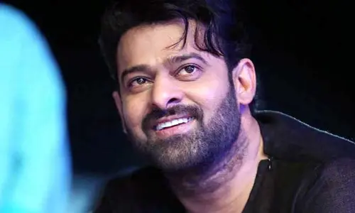 ప్రభాస్ ఫ్యాన్స్‌ను కంగారు పెట్టిస్తున్న న్యూస్..!